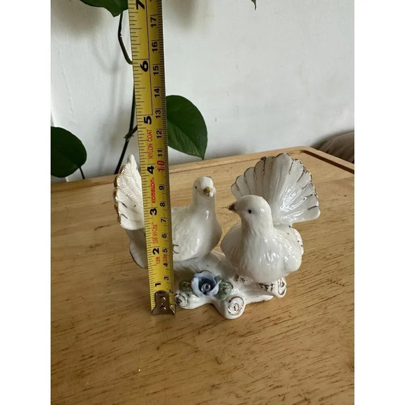 K’s Collection two doves figurine - Picture 3 of 7